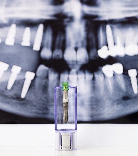 Implantología-Odontología-Clinic-Mallorca-MED Implantología-Odontología-Clinic-Mallorca-MED